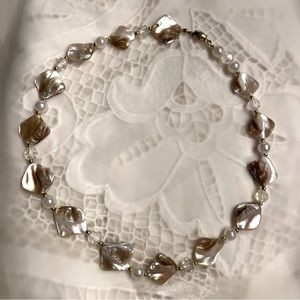 Mother of pearl necklace